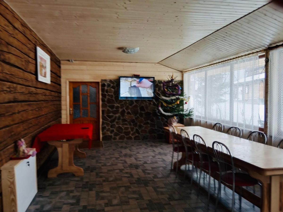 Отель "Ізківський затишок село Ізки Экстерьер фото