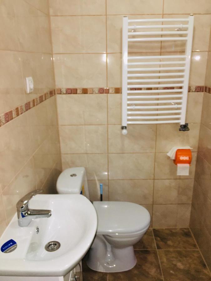 Отель "Ізківський затишок село Ізки Экстерьер фото